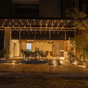 Ravo Hotel